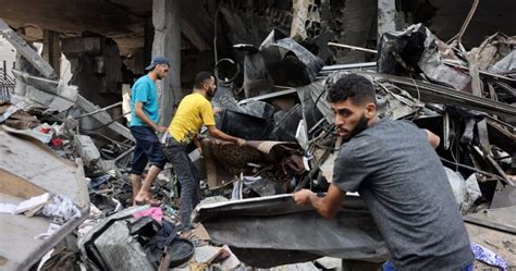 Gaza offensive in ‘next stage,’ Israel says, as bombing causes blackout