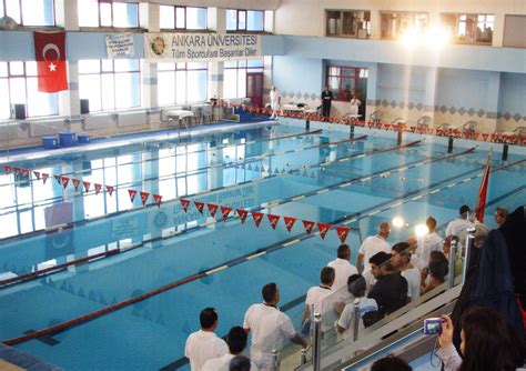 Gazi üniversitesi olimpik yüzme havuzu