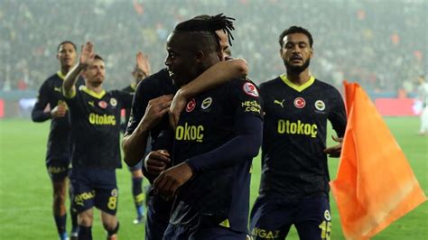 Gaziantep FK-Fenerbahçe maçında duygusal anlars