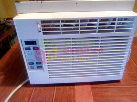 Web ge® 5,000 btu mechanical window air conditione