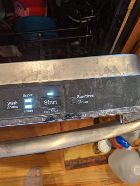 My GE dishwasher model ghd5035f01ww will not run - the normal light on the panel keeps flashing/beeping - tried pushing reset button and after a few seconds goes back to the normal light scenario agai …