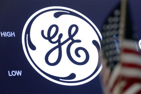 Ge investors. GE released its first-quarter 2020 results today, and I encourage you to read the full materials and listen to our earnings call on GE’s investor website. Total revenues (GAAP) $20.5 billion, (8)%; Industrial organic revenues* $18.9B, (5)%. Industrial profit margin (GAAP) of 34.9%, +2,960 bps; adjusted Industrial profit margin* 5.8%, (410) bps. 