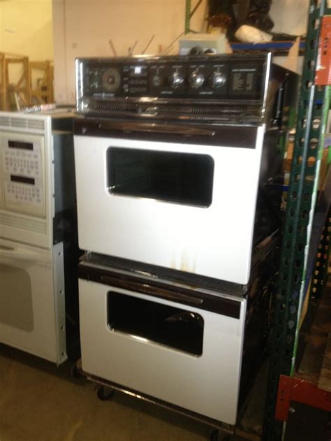 Aug 23, 2020 · 1. GE P-7 Wall Oven. Hi Rich, Your oven has the simpler 3rd gen oven control system with the mechanical thermostat, it should be mid 70s to early eighties, the only thing electronic was the temperature control for the meat thermometer. I probably have all the stuff for the rotisserie and a meat probe for this oven if you need either..