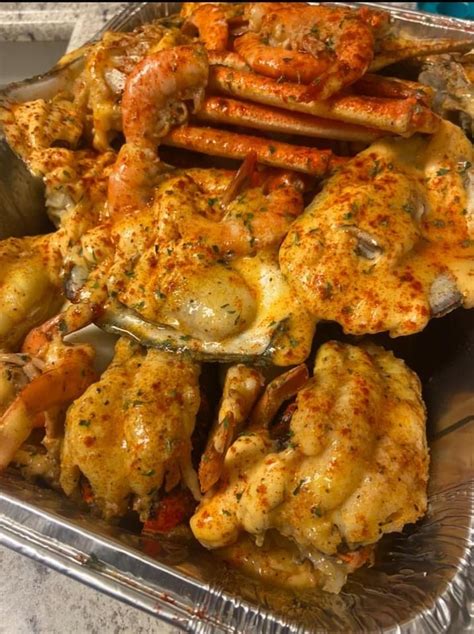 5. Geechie Garlic Crabs & Seafood. “Food lo