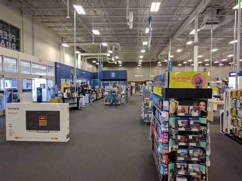 Geek Squad at Best Buy at 1608 NW Chipman Rd Lees Summit, …