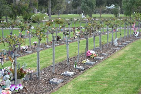 Geelong Memorial Park Crematorium, Mount Duneed: Location, …