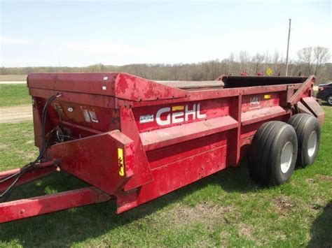 Gehl 1410 manure spreader mechanical hydraulic drive parts manual. - Adivina quien ruge/ guess who roars.