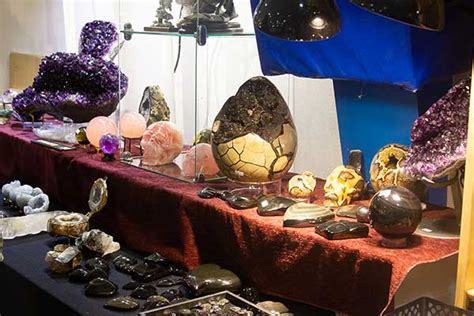 Gem and mineral show wichita ks. Are you looking to get off the beaten track in Venice? Then you'll probably like this guide covering some amazing hidden gems in Venice for a different experience. Sharing is carin... 