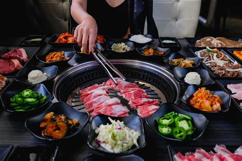 Gen korea. Gen Premium Steak top sirloin culotte Premium Chadol premium angus brisket (thinly sliced) Woo Beasal premium beef belly short plate *Gen Signature Yangyum Galbi marinated … 