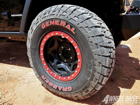 I just got a set of these tires in the 28
