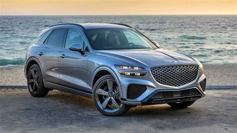 Genesis gv70 review. The Genesis GV70 is powered by two different engines, a 2.5-liter turbocharged four-cylinder, or a 3.5-liter twin-turbo V6. The smaller four-cylinder makes 300 horsepower and 311 pound-feet of ... 