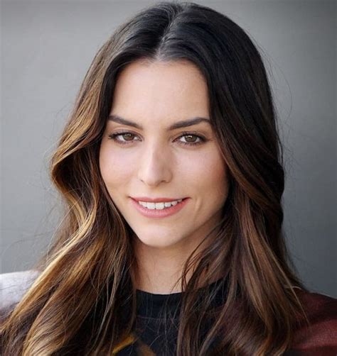 Apr 4, 2024 · What’s Genesis Rodriguez’s Net Worth? As of 202