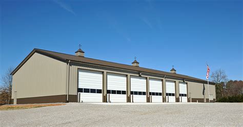 Gensteel.com. Base Building Includes and Popular Additions. Our 100×100 building package can be easily transformed into a customized building system. From agricultural to commercial uses, the column-free interior of a 10,000 sq. foot building allows for plenty of storage space, as well as extreme durability. 