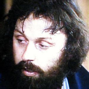 Geoff Capes - Age, Family, Bio Famous Birthdays