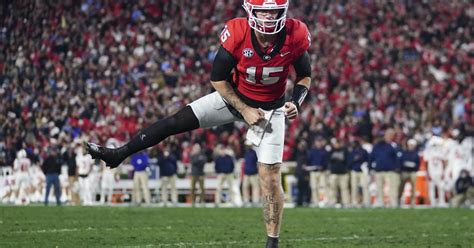 Georgia jumps to No. 1 in CFP rankings past Ohio State. Michigan and Florida State remain in top 4