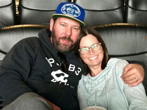 Oct 30, 2023 · Bert Kreischer and his wife, LeeAnn Kemp, have two children together. Here are more details about their children. 1. Georgia Kreischer. Georgia Krescher was born on 8 June 2004, meaning she is 19 years old as of 2023. She attended the University of Oregon shortly after graduating from Louisville High School in June 2022. . 