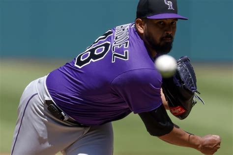 Germán Márquez gets $20 million, 2-year deal with Rockies as he recovers from Tommy John surgery