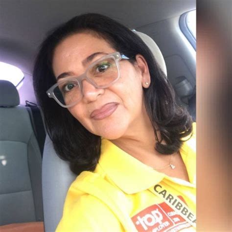 Germaine De Leon - Customer Service Supervisor - DHL Curacao