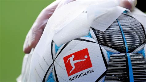German soccer clubs reject selling stake in media rights to investors