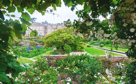 Gertrude jekyll style