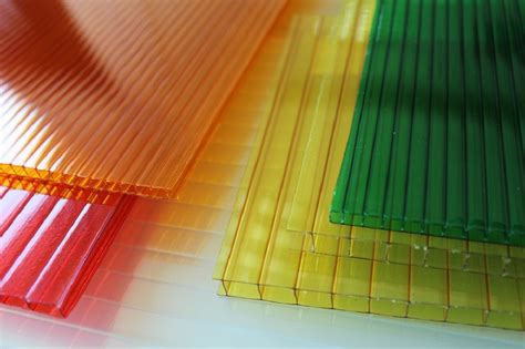 Get Yourself Introduced to Polycarbonate Sheet in Detail