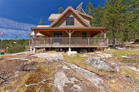 Getaway kettle river. Have you been wondering what exactly is Getaway House? Today I give you a little tour of one of the single bed tiny cabins at the Kettle River outpost in Min... 