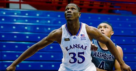 Nov 1, 2022 · Former University of Kansas and New Mexico Lobos basketball player Gethro Muscadin has died from injuries sustained in a one-car crash during the early-morning hours of Dec. 30, 2021. . 
