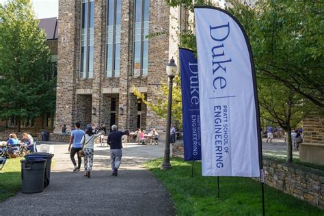 Getting the Graduate Experience in Silicon Valley Duke Pratt …