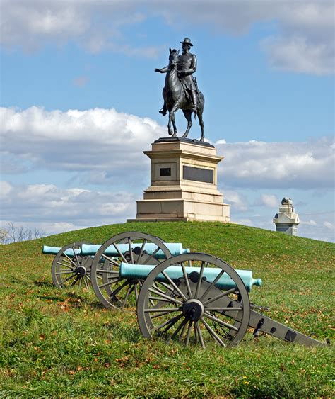 Gettysburg military park. The museum, film, and cyclorama painting are within the Gettysburg National Military Park Museum and Visitor Center, which is owned and operated by the Gettysburg Foundation.The Gettysburg Foundation is the non-profit philanthropic, educational organization operating in partnership with the National Park Service to … 