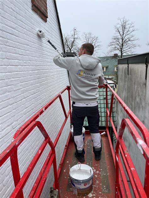 Gevel inspecteren na slecht weer