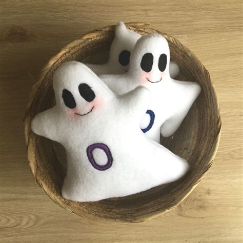 Ghost Plush Pattern tyjsergdhj2