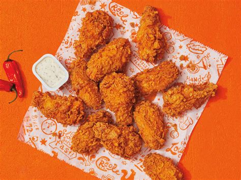 Ghost pepper wings popeyes. Ken Jeong is enjoying Popeyes chicken wings, electric scooters, doodle dog breeds and other modern joys in the fast food restaurant’s Super Bowl commercial. The big game ad, focused around the ... 