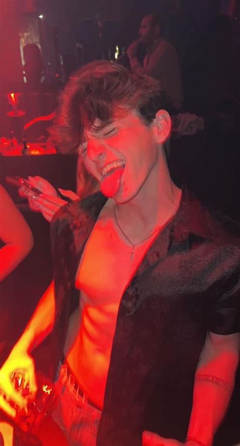 🍑 [SEX VIDEO] Ghostloverboy Onlyfans Leaked