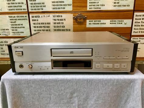 Giảm giá lớn: Bán đầu CD Sony 777