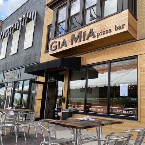 Gia mia wheaton il. 5.5 miles away from GIA MIA - Wheaton Chris Y. said "My girlfriend made reservations for Friday March 6th at 7pm. When we arrived there were no tables available in the dining room. 