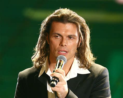 Gianluca Grignani - Wikipedia