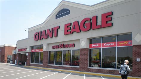 Giant eagle dover. Job Details. Giant Eagle - 515 Union Avenue [Bakery Clerk / Team Member] As a Cake Decorator at Giant Eagle, you'll: Fill tables & cases with cakes by taking product from prep area to sales area; Follow proper procedures to ensure store meets out-of-stock percentage goals; Apply merchandising principles that will help to generate sales as well ... 