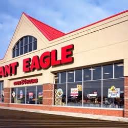 Giant eagle frederick md. At around 9:43 a.m. on Saturday, Frederick police responded to the Giant Eagle on West 7th Street for a report of a strong-armed robbery, the police department said in a news release ... 