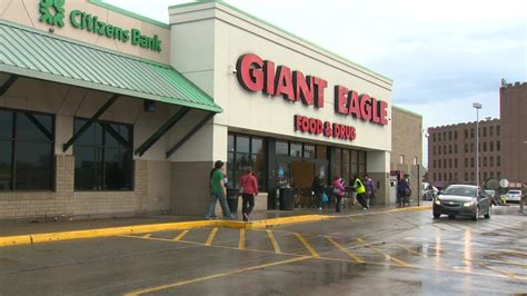 Giant eagle penn hills pa. Ticketmaster Outlets are retail locations where people can buy tickets directly or pick up tickets that they have purchased on the Ticketmaster website. The outlets can often be fo... 