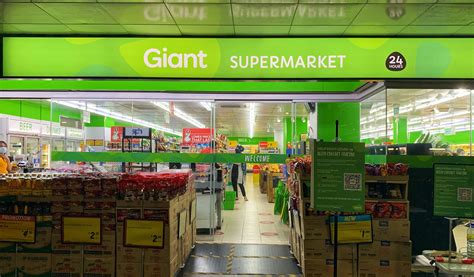 Giant super market. Head Office: Mezzanine Floor Giant Hypermarket Shah Alam Stadium Lot 2, Persiaran Sukan, Seksyen 13, 40100 Shah Alam, Selangor Darul Ehsan GCH Retail (Malaysia) Sdn Bhd (Company No. 200401028527 (667035-P)) 