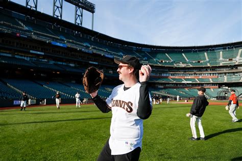 Giants Fantasy Baseball Camp: Oracle Park, me and my bum knee — and a fantasy (un)fulfilled