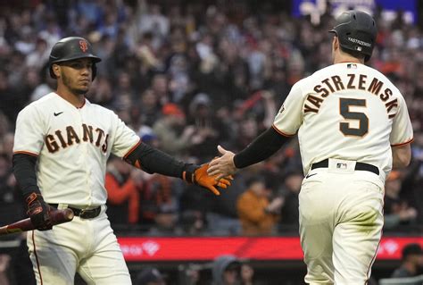 Giants host the Cubs on home losing streak