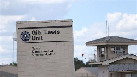 Gib lewis unit reviews. Gib Lewis Unit’s address is PO Box 9000, Woodville, TX, 75990. You must provide the inmate’s first name, last name, and ID number. If an inmate gets a package, it cannot weigh any more than 30 pounds if so, the package will be sent back. 