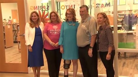 Giffords meet with Parkland parents, speaks out against permitless carry state bill
