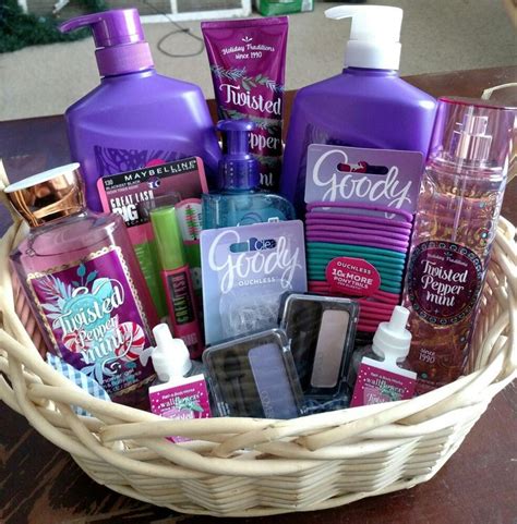 Gift Basket Ideas For Girlfriend