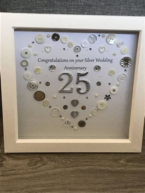 Gifts Ideas For 25th Wedding Anniversary