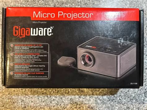 Gigaware Micro Projector VGA/RCA eBay