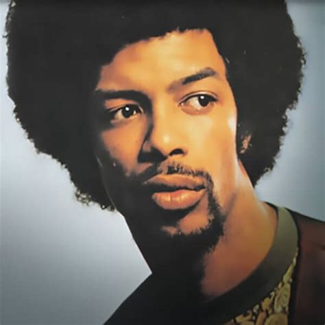 May 20, 2021 · But in many ways, Gil Scott-Heron has remained indefinable, a singular personality whose influence has continued to grow in the decade since his death in 2011 at the age of 62. The future star was born in Chicago in 1949, and overcame a turbulent childhood; his parents divorced when Gil was still an infant, and he was sent to live with his ... 