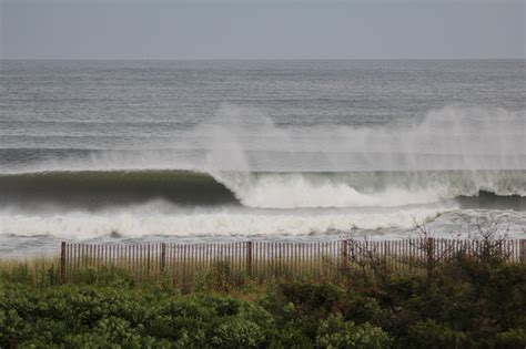Get today's most accurate Dune Rd. West surf 