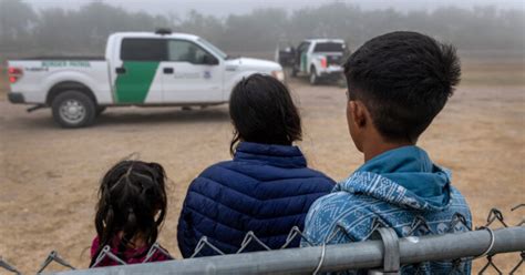 Girl, 8, dies in Border Patrol custody; mom says pleas for hospital care were denied